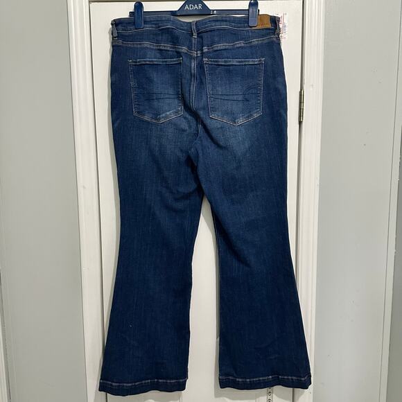 American Eagle, super high rise, flare, blue jeans, denim plus size 18 - Picture 4 of 10